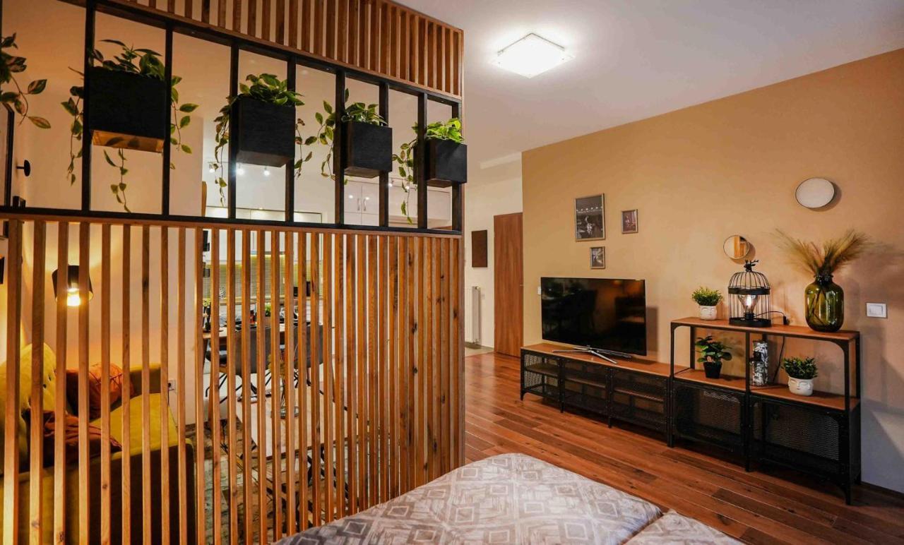 Danube Family Premium Apartamento